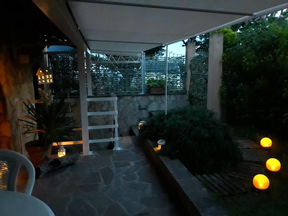 Casa in collina la farfalla Riparbella Esterno foto